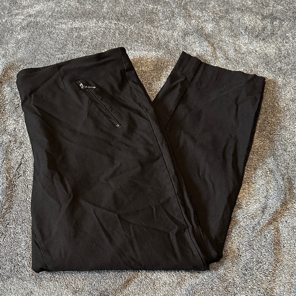 Michel Studio Black Cropped Pants with Zipper Accent
